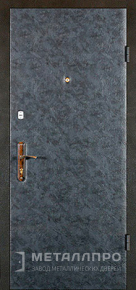 Дверь металлическая «Винилискожа №6» с внешней стороны Винилискожа