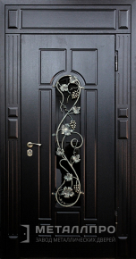 Дверь металлическая «Парадная дверь №51» с внешней стороны Массив дуба
