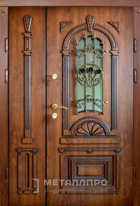 Фото №1 «Парадная двустворчатая дверь в дом»