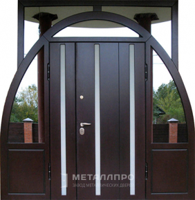 Дверь металлическая «Парадная дверь №42» с внешней стороны Массив дуба