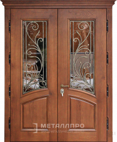 Дверь металлическая «Парадная дверь №330» с внешней стороны Массив дуба