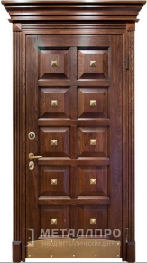 Дверь металлическая «Парадная дверь №60» с внешней стороны Массив дуба