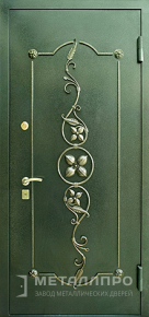 Дверь металлическая «Дверь с ковкой №1» с внешней стороны Порошковое напыление