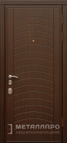 Фото внешней стороны двери «МеталлПро МДФ №348» с отделкой МДФ ПВХ