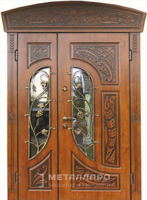 Дверь металлическая «Парадная дверь №85» с внешней стороны Массив дуба