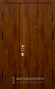 Дверь металлическая «Тамбурная дверь №3» с внешней стороны Ламинат