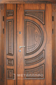 Дверь металлическая «Парадная дверь №93» с внешней стороны Массив дуба