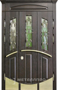Дверь металлическая «Парадная дверь №339» с внешней стороны Массив дуба
