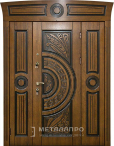 Дверь металлическая «Парадная дверь №340» с внешней стороны Массив дуба