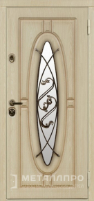 Фото внешней стороны двери «МеталлПро Уличная входная дверь с МДФ в частный дом со стеклом цвета белёный дуб» с отделкой МДФ ПВХ