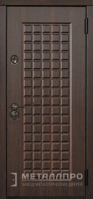 Фото внешней стороны двери «МеталлПро МДФ №321» с отделкой МДФ ПВХ