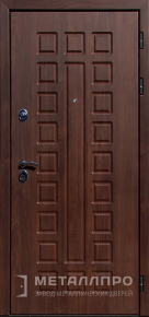 Фото внешней стороны двери «МеталлПро Двухконтурная железная дверь с МДФ и зеркалом (светлая сторона)» с отделкой МДФ ПВХ