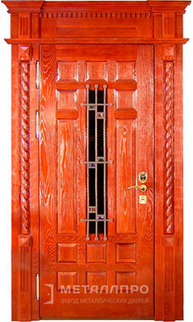 Фото внешней стороны двери «Парадная дверь №17» c отделкой Массив дуба
