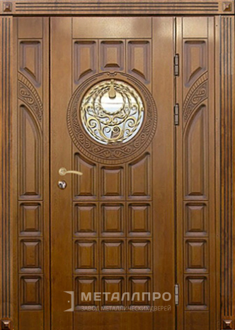 Фото внешней стороны двери «Парадная дверь №83» c отделкой Массив дуба