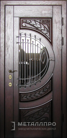 Фото внешней стороны двери «Парадная дверь №399» c отделкой Массив дуба