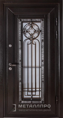Фото внешней стороны двери «Парадная дверь №405» c отделкой Массив дуба