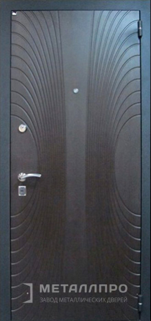 Фото внешней стороны двери «МДФ №71» c отделкой МДФ ПВХ
