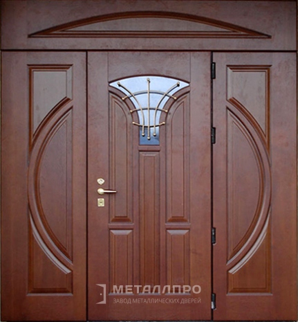 Фото внешней стороны двери «Парадная дверь №16» c отделкой Массив дуба