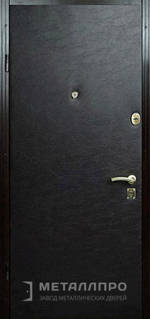 Фото внутренней стороны двери «Винилискожа №1» c отделкой Винилискожа