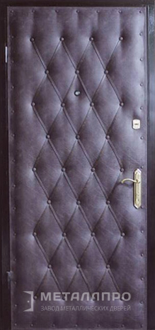 Фото внутренней стороны двери «Винилискожа №3» c отделкой Винилискожа