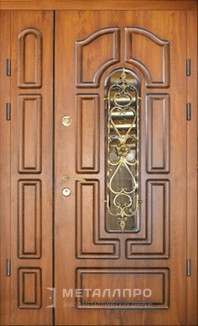 Фото внешней стороны двери «Парадная дверь №88» c отделкой Массив дуба