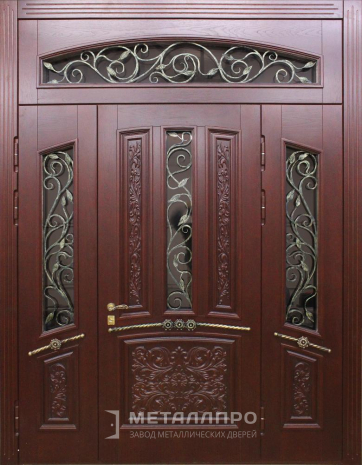 Фото внешней стороны двери «Парадная дверь №349» c отделкой Массив дуба