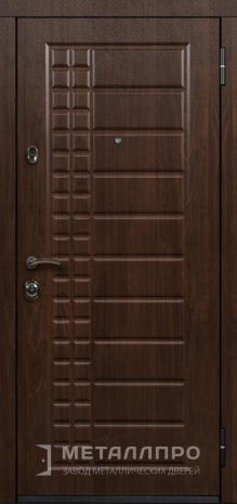 Фото внешней стороны двери «МДФ №302» c отделкой МДФ ПВХ