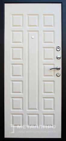 Фото внутренней стороны двери «МДФ №312» c отделкой МДФ ПВХ