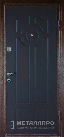Фото внешней стороны двери «МДФ №67» c отделкой МДФ ПВХ