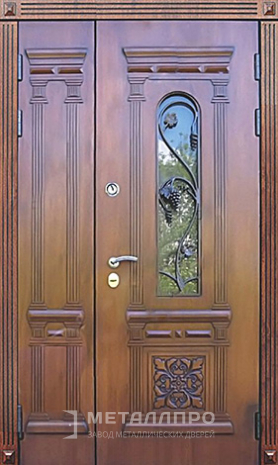 Фото внешней стороны двери «Парадная дверь №113» c отделкой Массив дуба