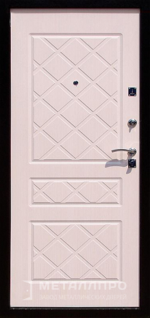 Фото внутренней стороны двери «МДФ №400» c отделкой МДФ ПВХ